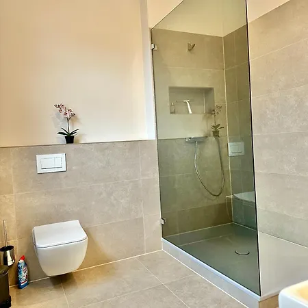 Traumhaftes Mit Gratis Parkplatz Und Balkon G3 Appartamento