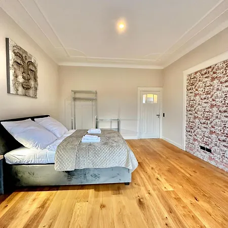 Traumhaftes Mit Gratis Parkplatz Und Balkon G3