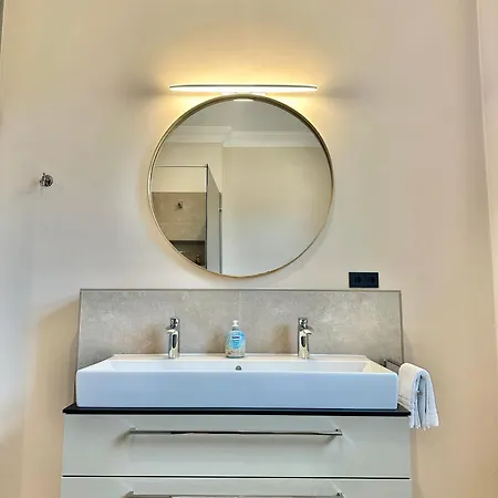 Traumhaftes Mit Gratis Parkplatz Und Balkon G3 Апартаменты Ольденбург